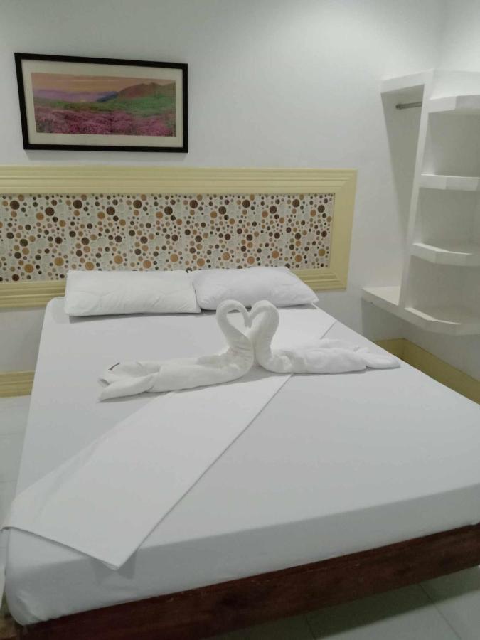 Bountiful Inn Puerto Princesa Ngoại thất bức ảnh